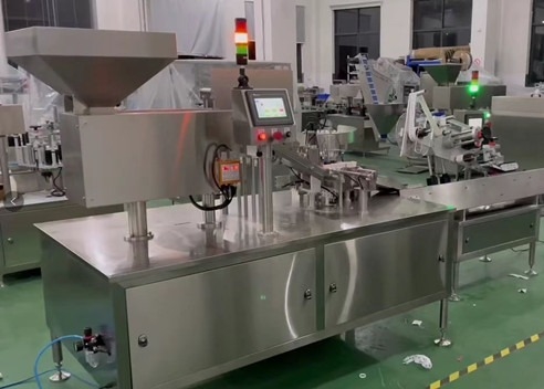 中国 プラスチック管の薬剤の自動パッキング機械沸騰性のタブレットのびん サプライヤー