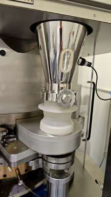 TIANHE メディシン,食品,化学タブレット フルオートマティック高速タブレットプレスマシン サプライヤー