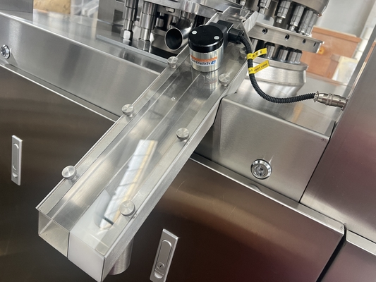 TIANHE 29D Rotary tablet press machine 25mm effervesent/milk/candy tablet サプライヤー