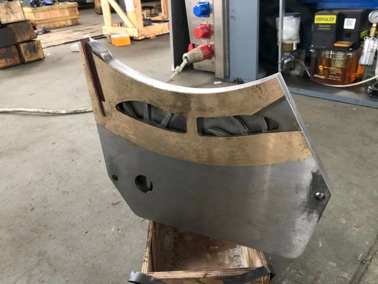 57ステーション高速ロータリー打錠機、処理能力410,400錠/時、自動潤滑システム搭載 サプライヤー