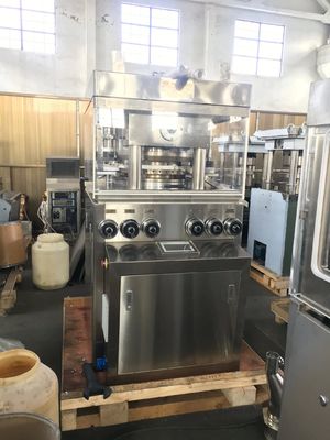 57ステーション高速ロータリー打錠機、処理能力410,400錠/時、自動潤滑システム搭載 サプライヤー