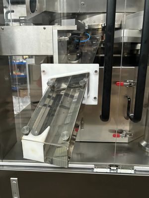 全自動高速タブレットプレス 462000 PCS/H 容量と 100kN 主圧 サプライヤー