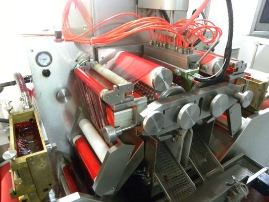 機械、魚油のSoftgelのカプセル封入機械を作るペイントボール サプライヤー
